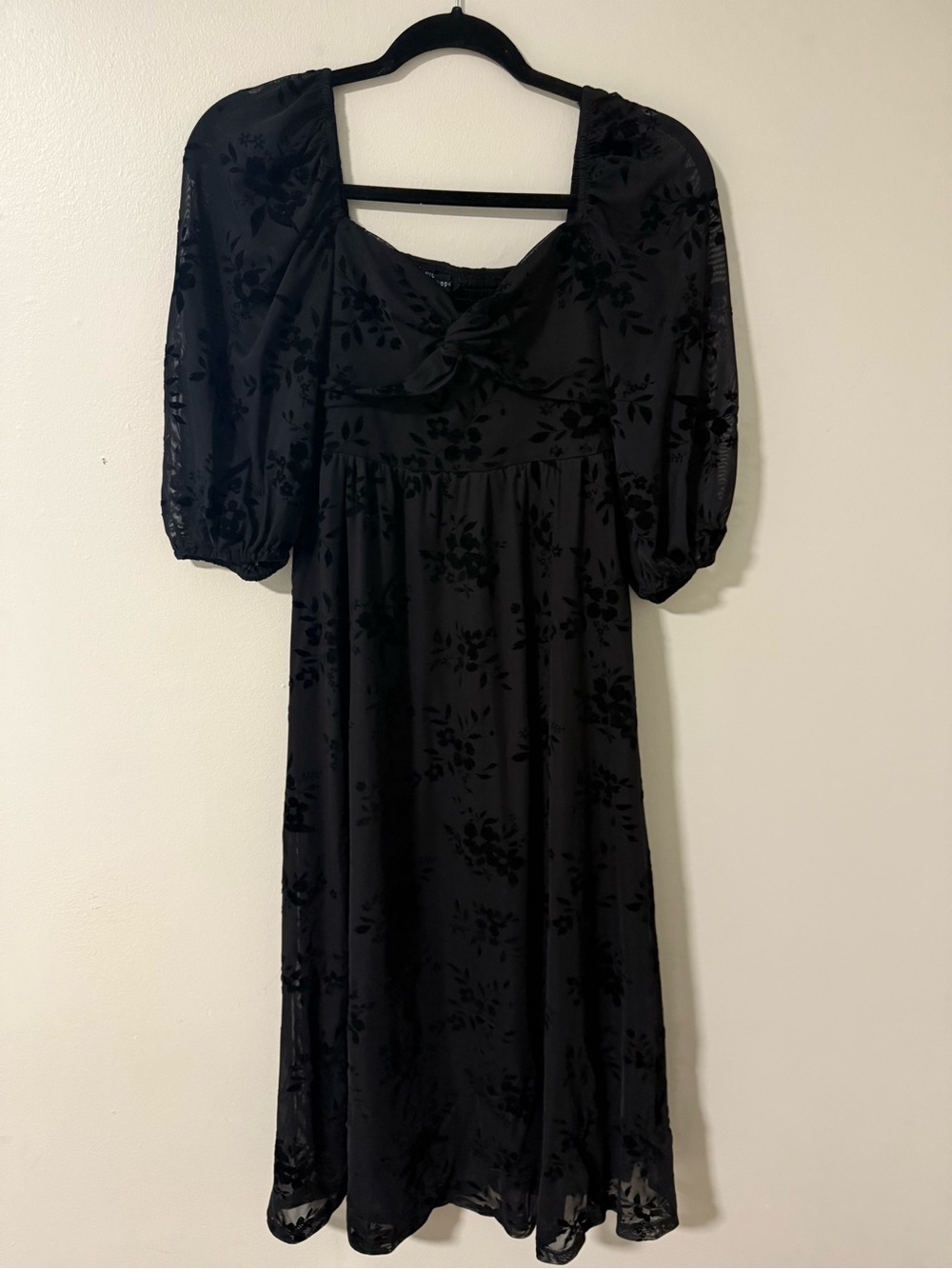 Dry Goods Black Velvet Floral Midi Dress with Puff Sleeves